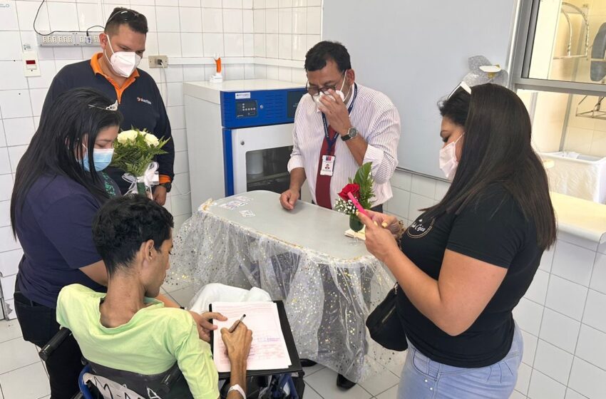  Pareja contrajo matrimonio en el hospital de Iquique