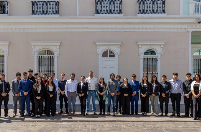  47 jóvenes del programa Aprendices de Collahuasi se capacitaron en competencias socioemocionales